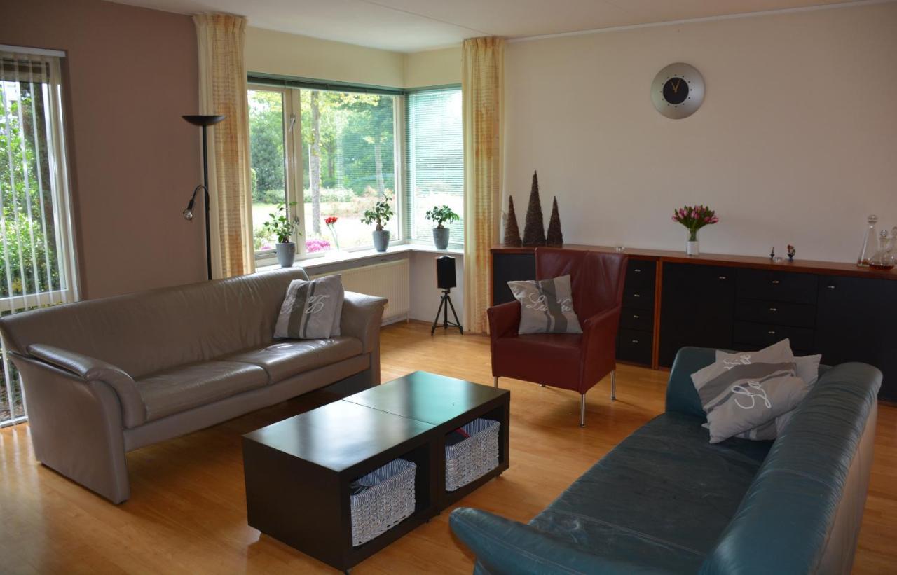 Mango House Homestay Zuidwolde  Extérieur photo